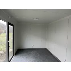 Kancelářský a obytný kontejner D18 s dřevěným obkladem