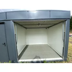 Kancelářský kontejner AG15 garážová vrata